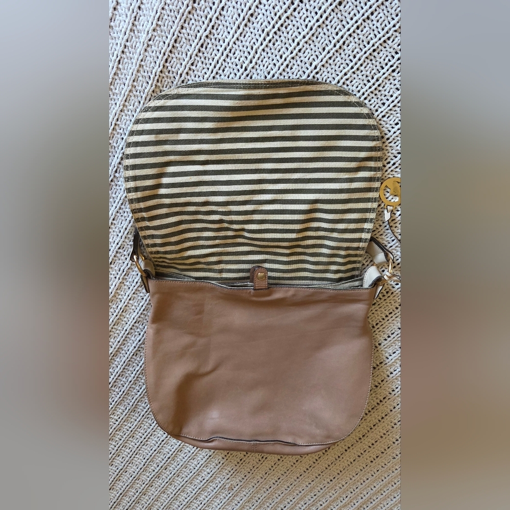A.Bellucci Buff Made in Italy Leather Satchel Buttery Soft - Picture 3 of 10